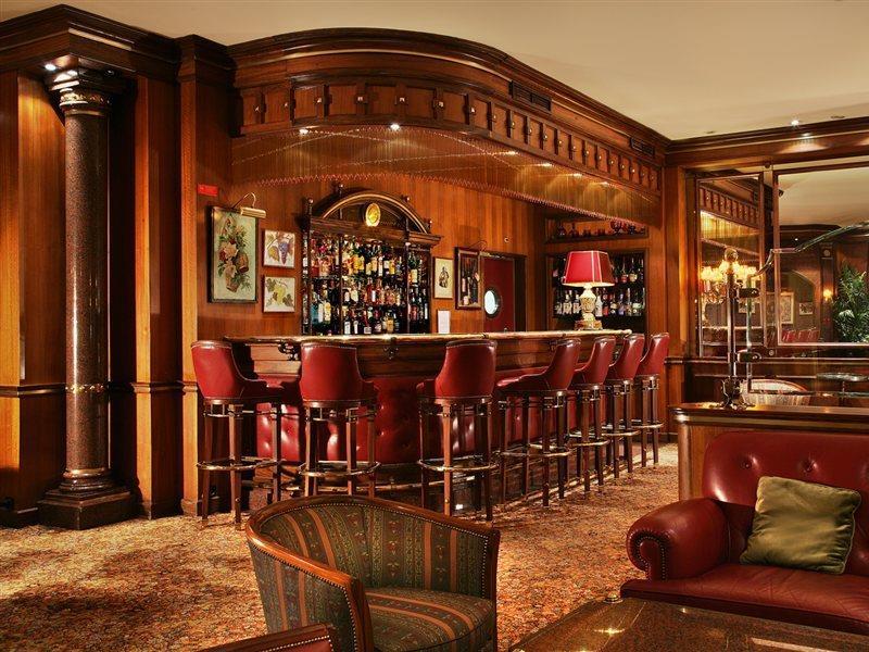 Hotel Avenida Palace Lisboa Ngoại thất bức ảnh The bar at the St. Regis