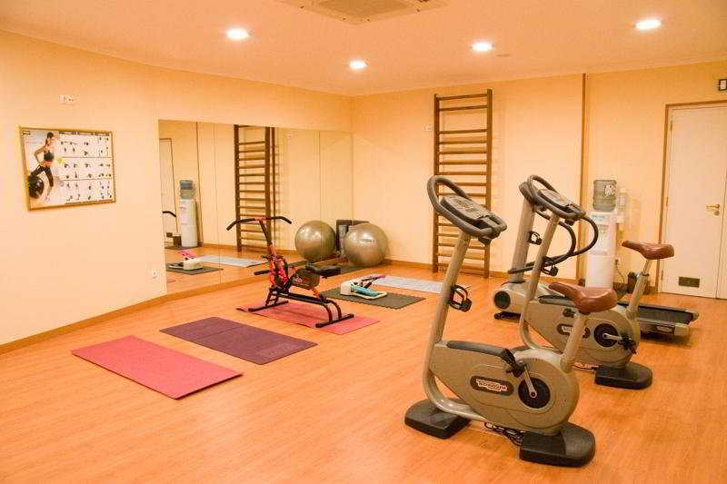Hotel Avenida Palace Lisboa Ngoại thất bức ảnh A typical gym